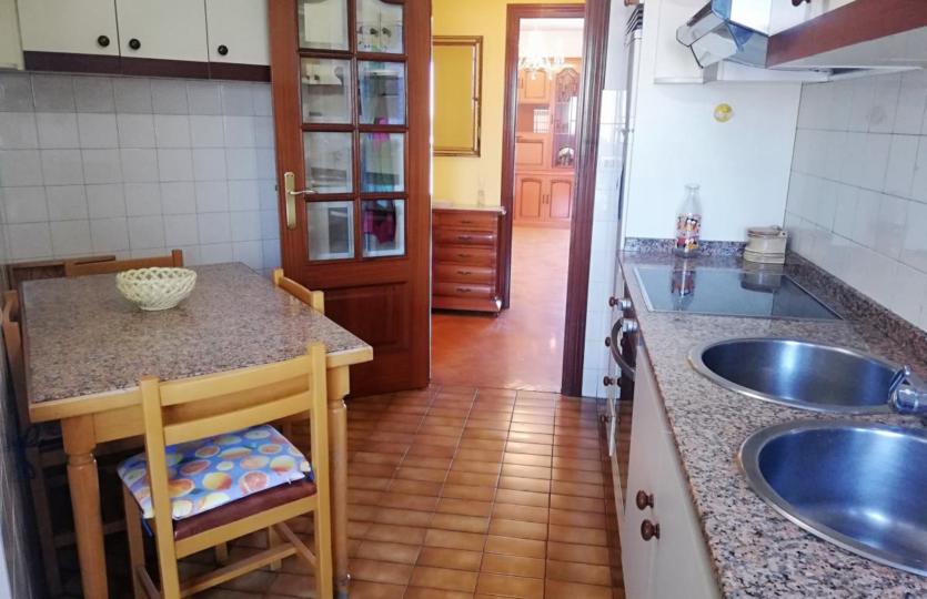 En venta piso en Avda. Arteixo