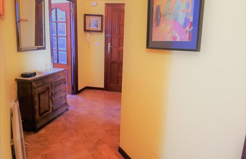 En venta piso en Avda. Arteixo