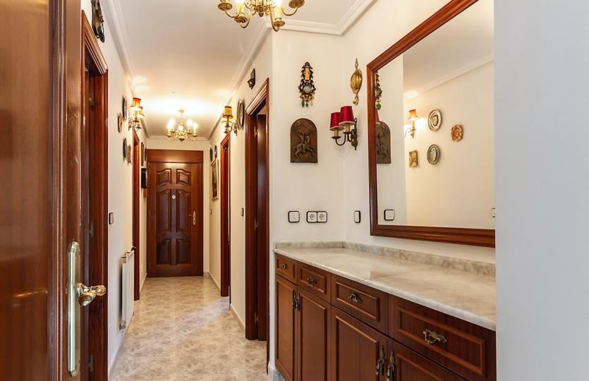 En Mera, se vende casa