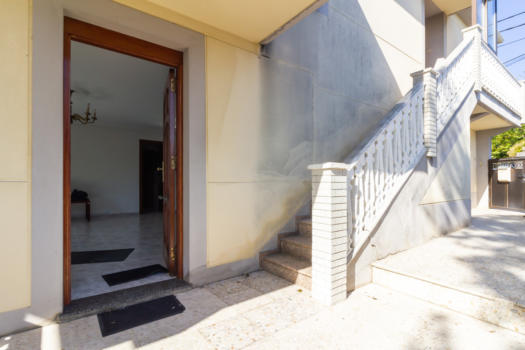 VENDIDO – En Mera, se vende casa