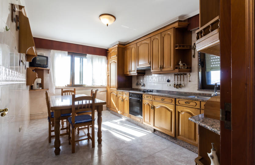 En Mera, se vende casa
