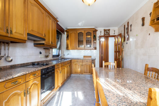 VENDIDO – En Mera, se vende casa