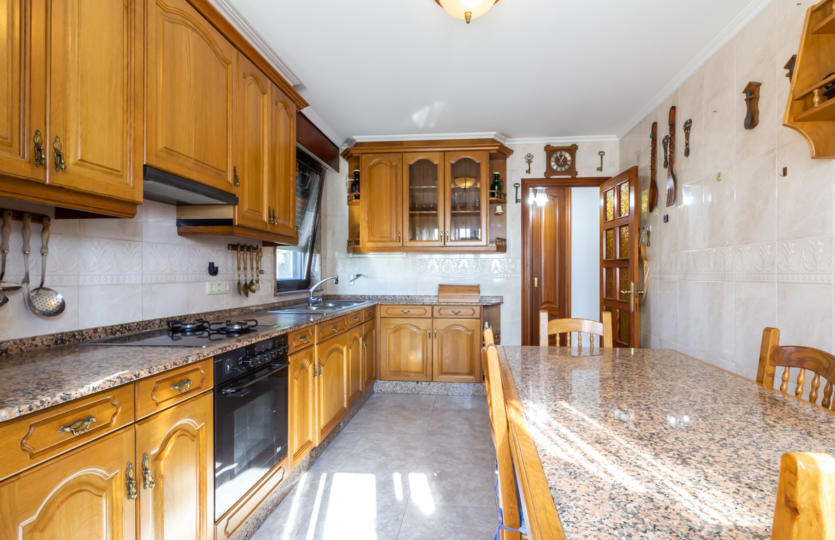 En Mera, se vende casa