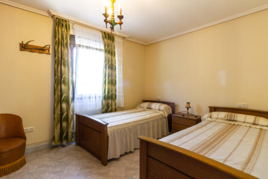 VENDIDO – En Mera, se vende casa