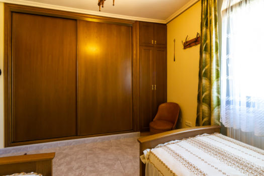 VENDIDO – En Mera, se vende casa