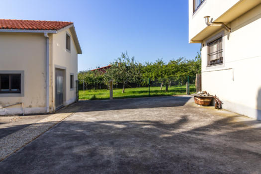 VENDIDO – En Mera, se vende casa