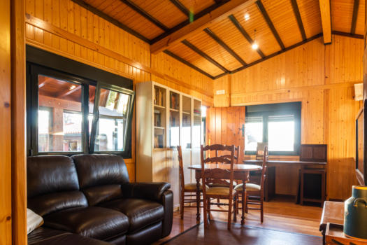 VENDIDO – En venta casa y bungalow en Abegondo