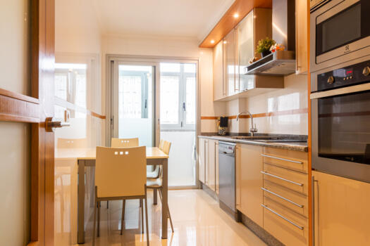 VENDIDO – Se vende estupendo piso con vistas