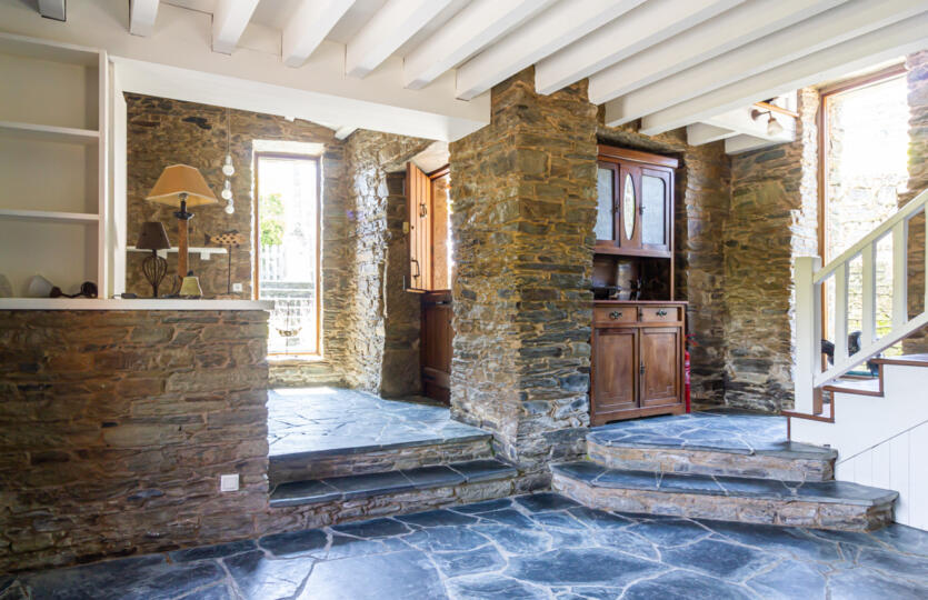 Se vende casa de piedra