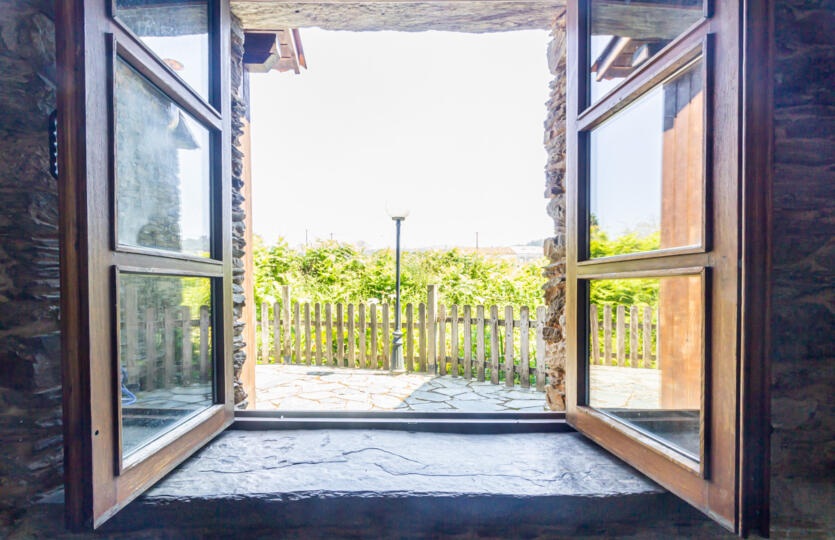 Se vende casa de piedra