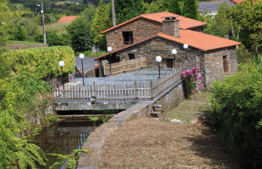 Se vende casa de piedra