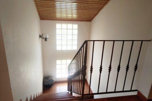 VENDIDO – En la costa, se vende casa con vistas