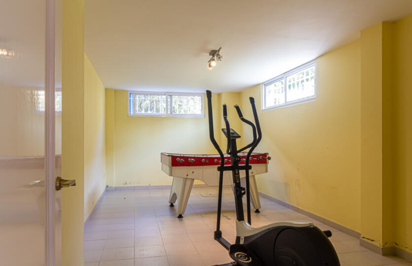 Se vende casa en Bergondo