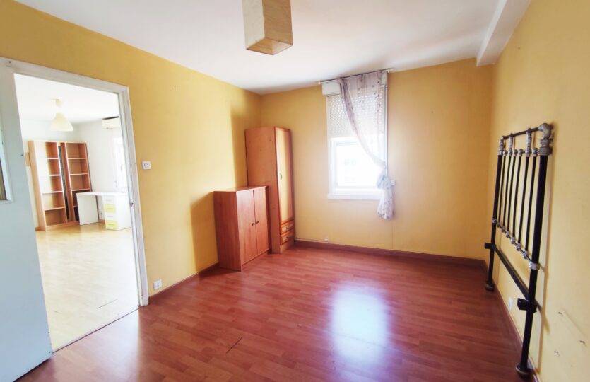 Se vende piso en la Ciudad Vieja
