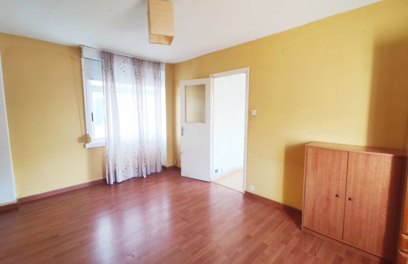 Se vende piso en la Ciudad Vieja