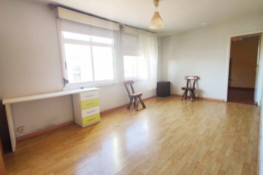 VENDIDO – En la Ciudad Vieja se vende piso