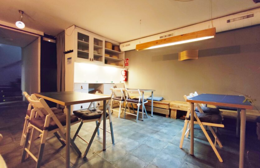 En venta local comercial en Montealto