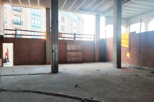 En Betanzos, local comercial en venta