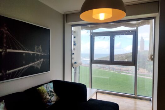 VENDIDO – Se vende exclusivo piso con piscina y vistas al mar