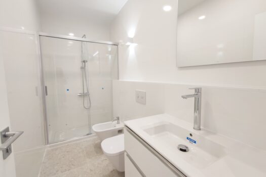 VENDIDO-Piso en venta con terraza, a estrenar