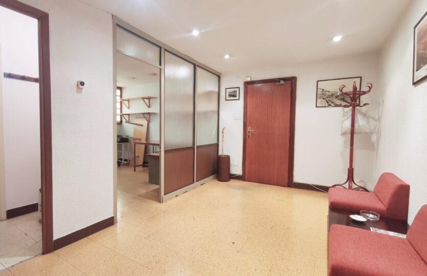En venta céntrica entreplanta de oficinas