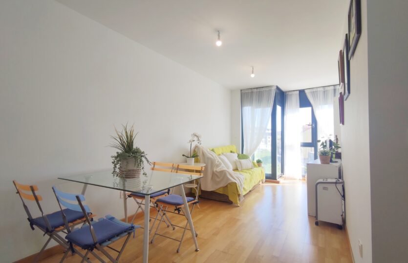 Se vende piso en Ares
