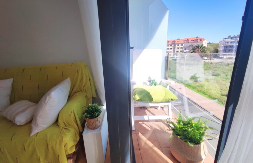Se vende piso en Ares
