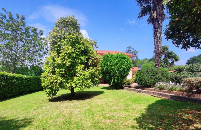 Se vende casa en Cecebre