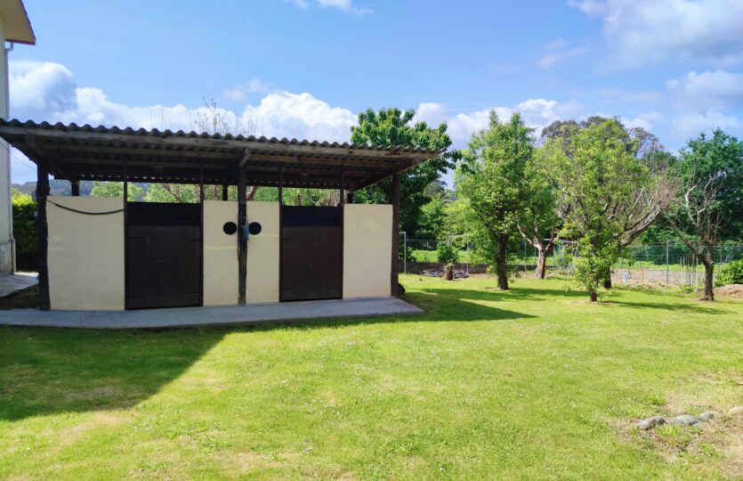 Se vende casa en Cecebre