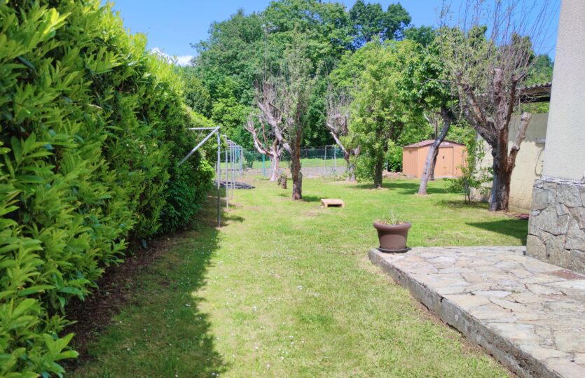 Se vende casa en Cecebre