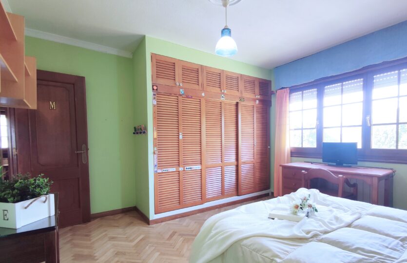 Se vende casa en Cecebre