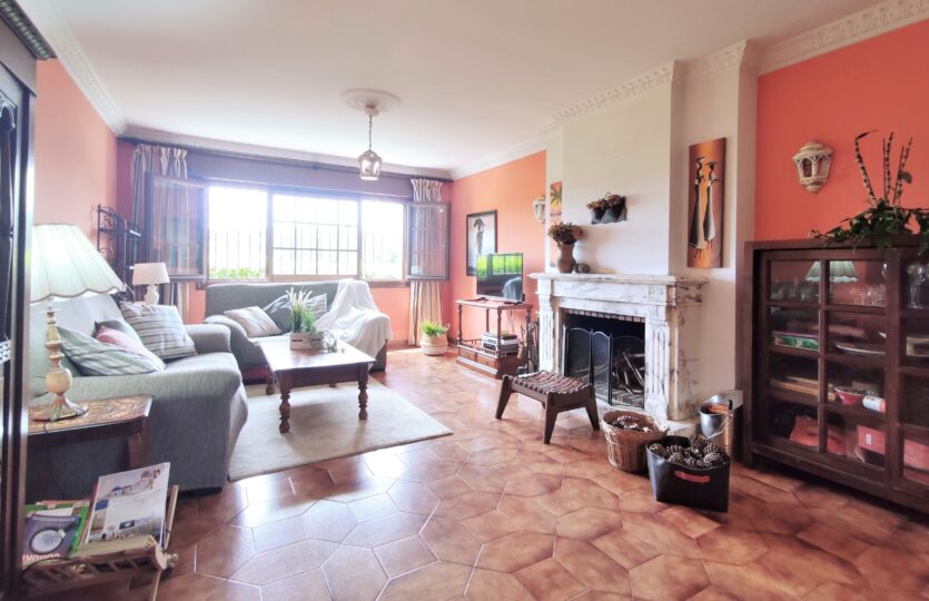 Se vende casa en Cecebre