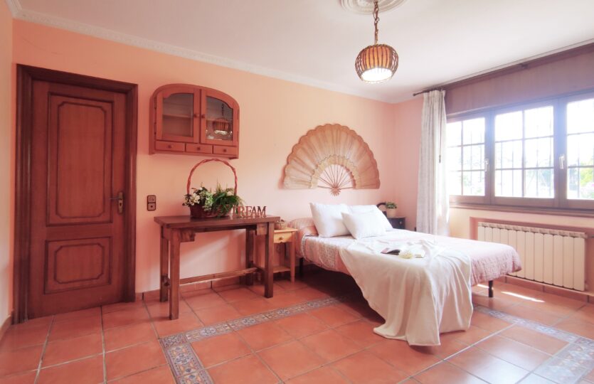 Se vende casa en Cecebre