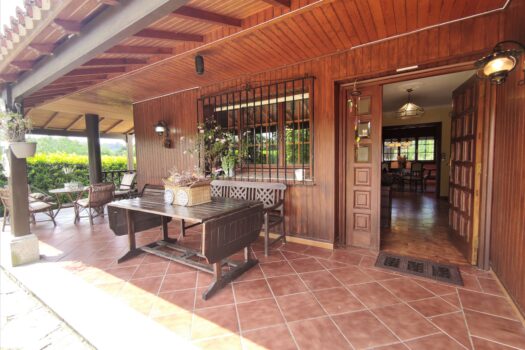 Se vende casa en Cecebre