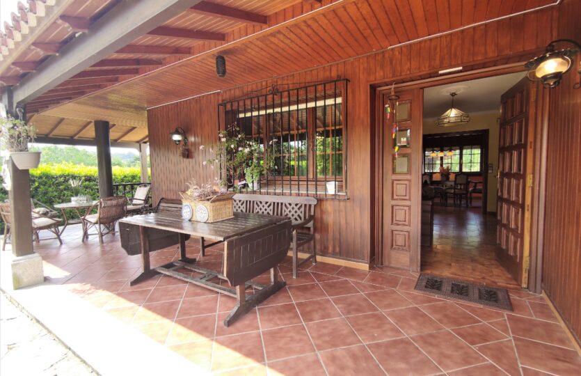 Se vende casa en Cecebre