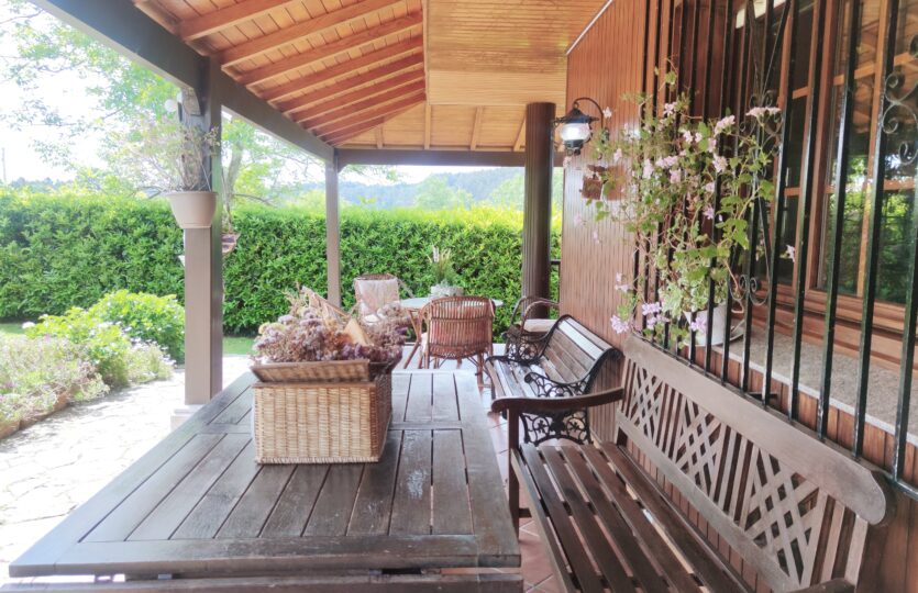 Se vende casa en Cecebre