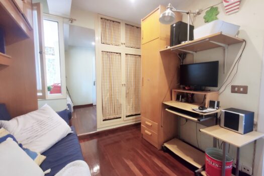 VENDIDO. En venta soleado piso céntrico