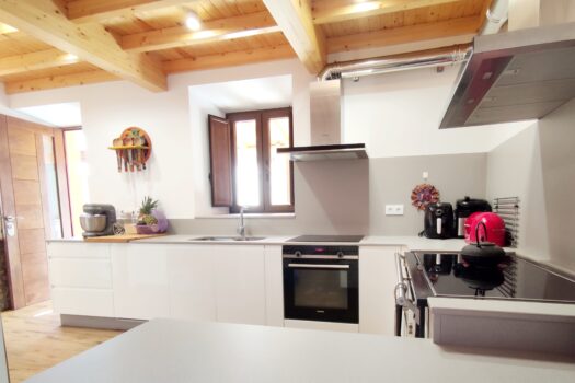 En venta casa de piedra rehabilitada