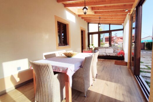 En venta casa de piedra rehabilitada