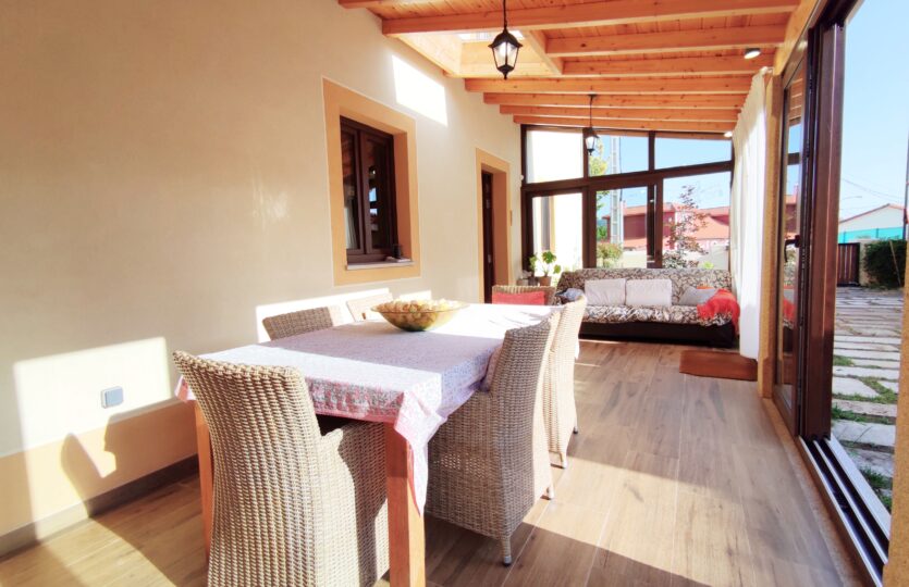 Se vende casa al lado de la playa