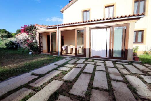 En venta casa de piedra rehabilitada