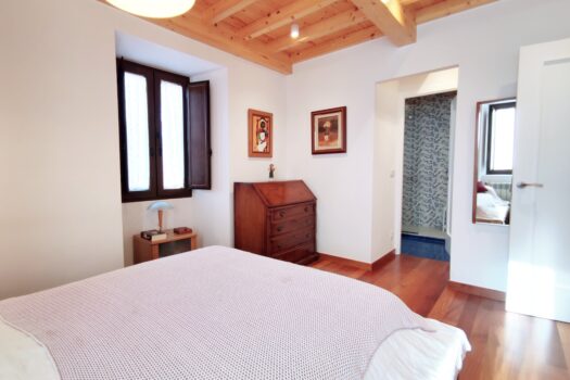 En venta casa de piedra rehabilitada