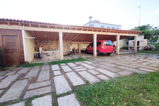 En venta casa de piedra rehabilitada