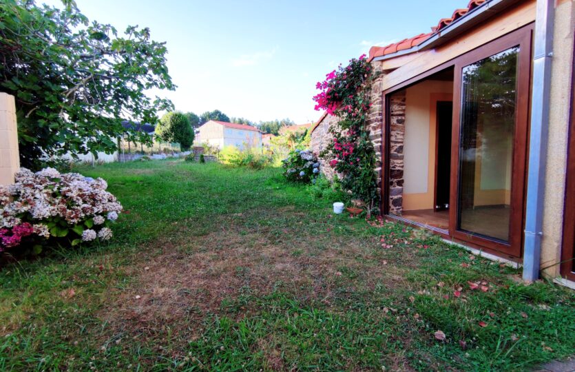Se vende casa al lado de la playa