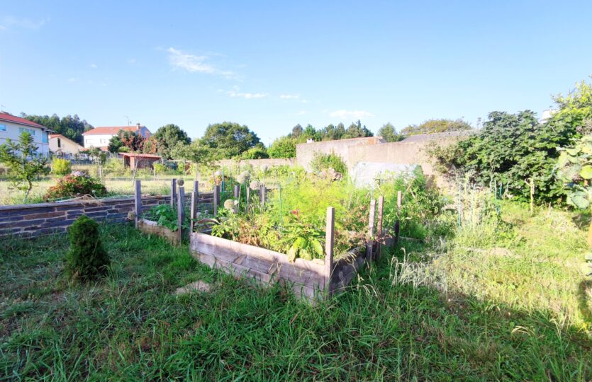 Se vende casa al lado de la playa