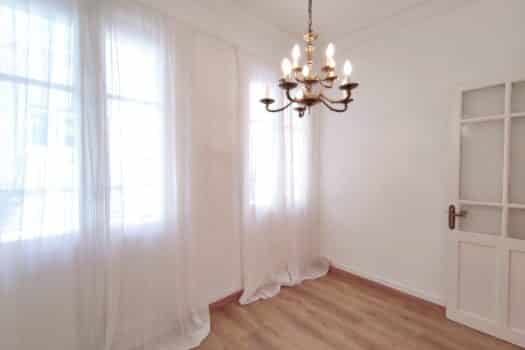 VENDIDO. Se vende bonito piso en pleno centro