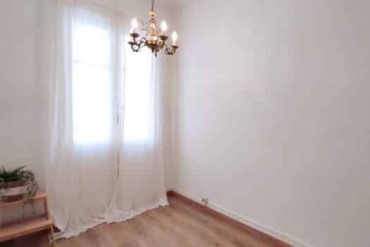 VENDIDO. Se vende bonito piso en pleno centro