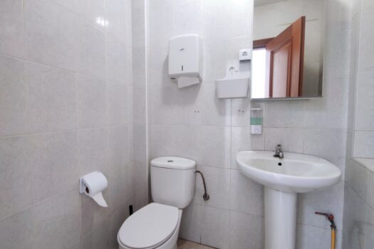 En venta local comercial apto para vivienda