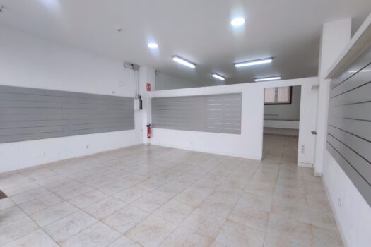 En venta local comercial apto para vivienda