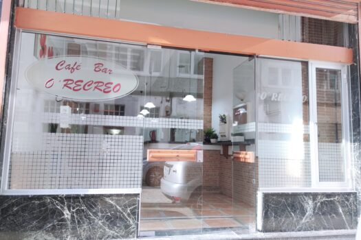 En venta local en Montealto: ideal para loft